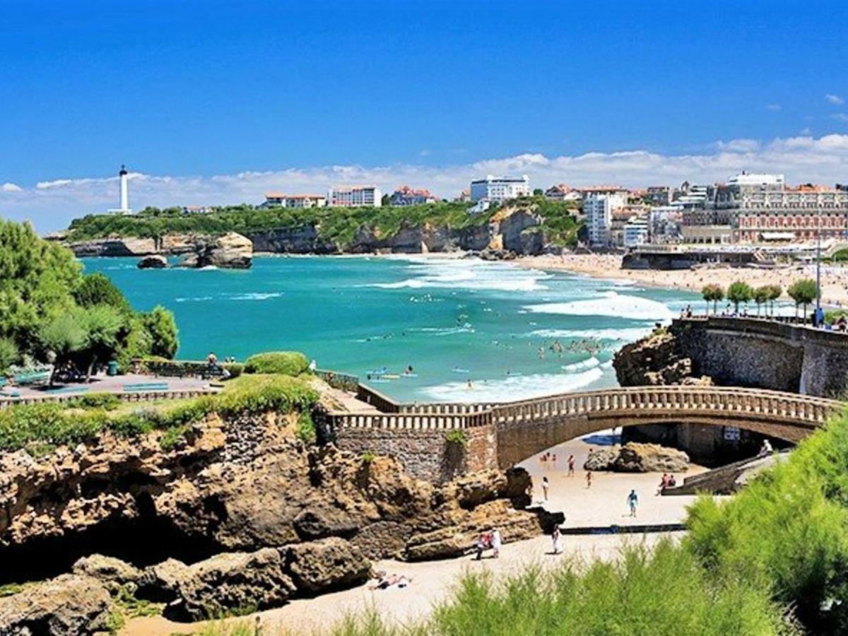 Charmant Studio En Centre-Ville Avec Piscine Proche Grande Plage - Fr-1-3-410 Biarritz Exterior foto